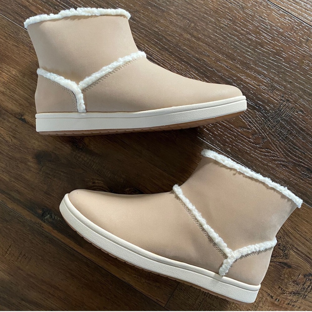 Clarks Cloudsteppers Faux Suede Fur Ankle Boots - Step Glow Rose Tan Sand 5